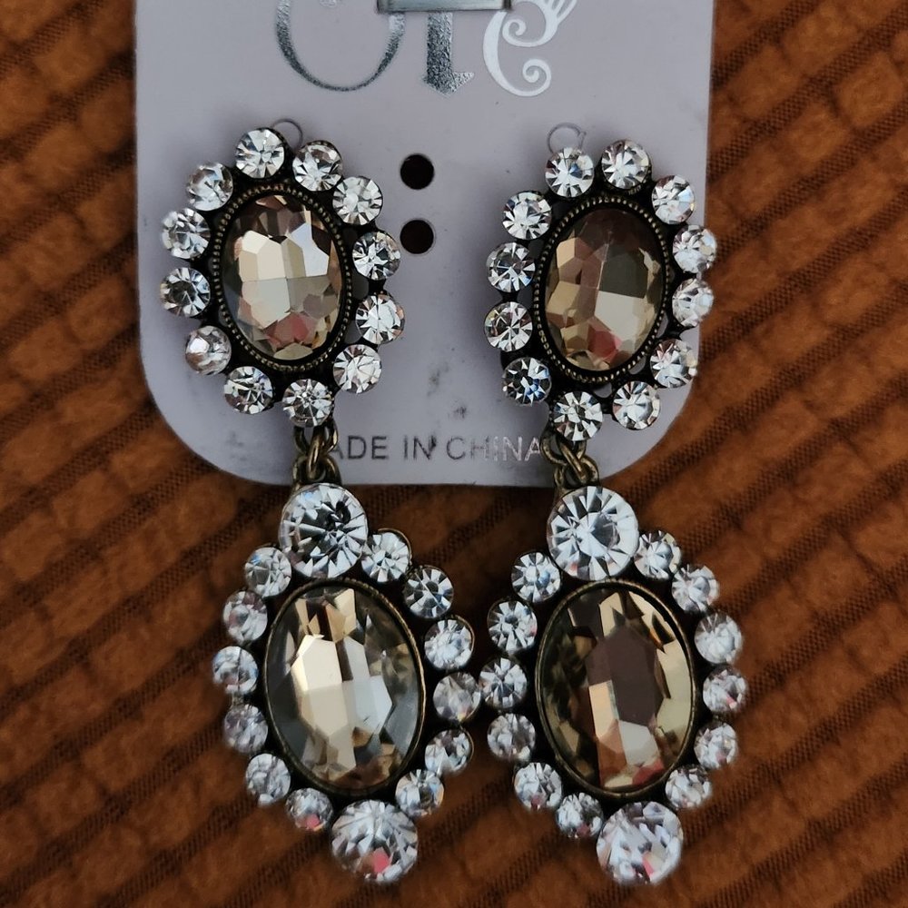 Brand-New Clip-on Earrings (2 pair) Just 4 U